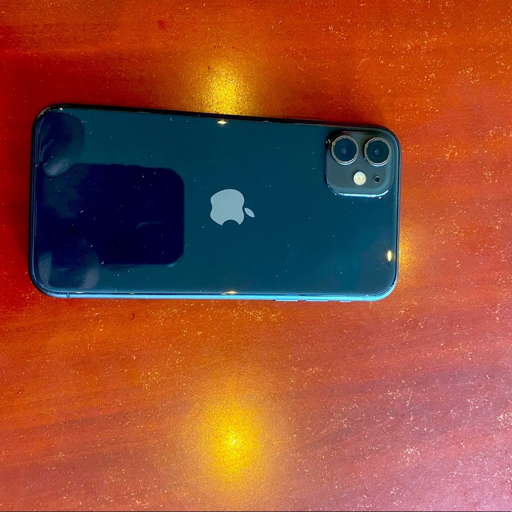 iPhone 11 64G